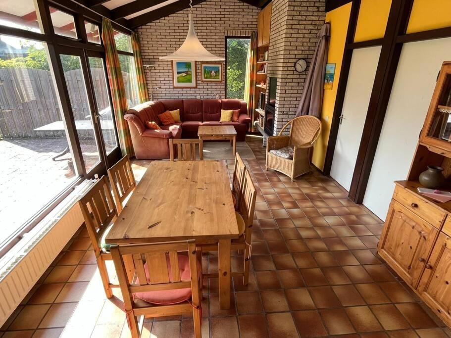 אאודורפ Knusse Bungalow Op Groen Park! מראה חיצוני תמונה